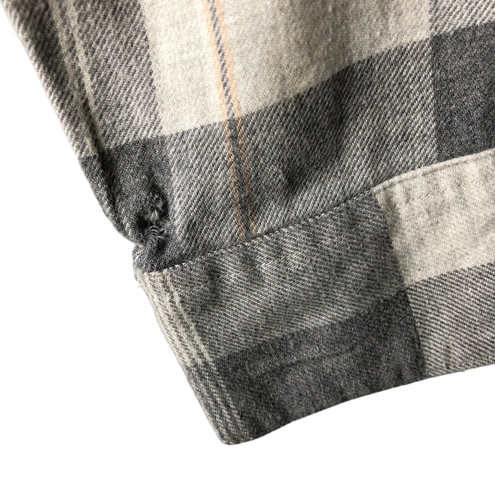 Patagonia Organic Cotton Check Pattern Long Sleeve Light Flannel Shirt (53235FA17), Women's Size Medium Organic cotton gray type Vintage Second Hand