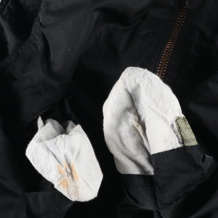 90'S Alpha padded vest, made in the USA, men's size M, vintage Nylon black type Vintage Second Hand