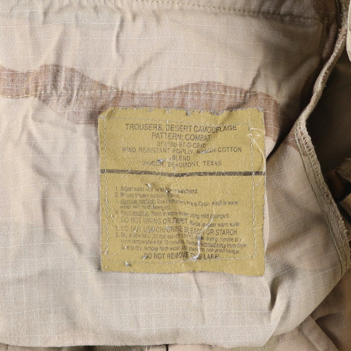 90'S US Military Camouflage Pattern 3C Desert Camo Ripstop Military Cargo Pants, Combat Pants, Made in USA, Men's Size W33 Nylon Khaki type Vintage Second Hand