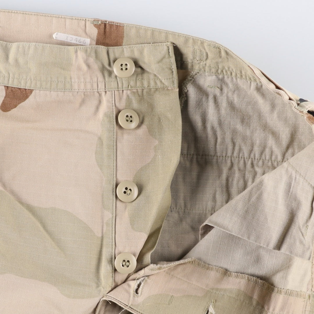 90'S US Military Camouflage Pattern 3C Desert Camo Ripstop Military Cargo Pants, Combat Pants, Made in USA, Men's Size W33 Nylon Khaki type Vintage Second Hand