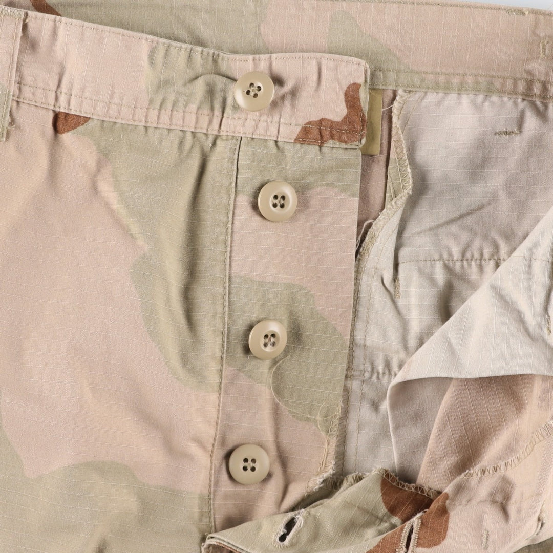 Authentic 2000'S US military camouflage Pattern 3C Desert Camo military cargo and combat pants, Made in USA, Medium-Regular, Men's size W32. cotton Khaki type Vintage Second Hand