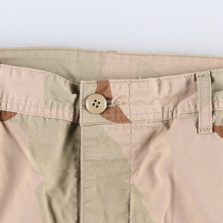 Authentic 2000'S US military camouflage Pattern 3C Desert Camo military cargo and combat pants, Made in USA, Medium-Regular, Men's size W32. cotton Khaki type Vintage Second Hand