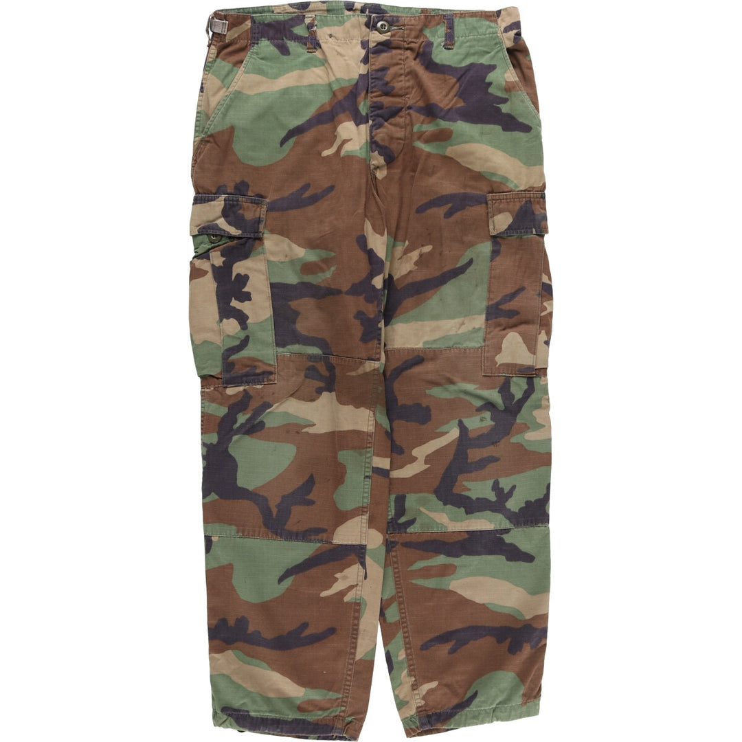 1990'S US Military Camouflage Woodland Camo Ripstop Military Cargo Pants, Combat Pants, Made in USA, Men's Size Medium Nylon Khaki type Vintage Second Hand