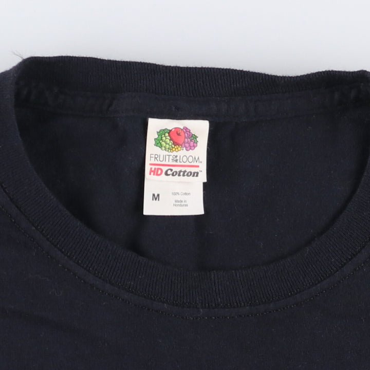 FRUIT OF THE LOOM HUNTERxHUNTER Anime Character Print T-Shirt, Men's Size M cotton black type Vintage Second Hand