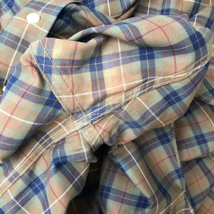 Brooks Brothers 346 Long Sleeve Button-Down Check Shirt, Men's Size Medium cotton beige type brown Vintage Second Hand