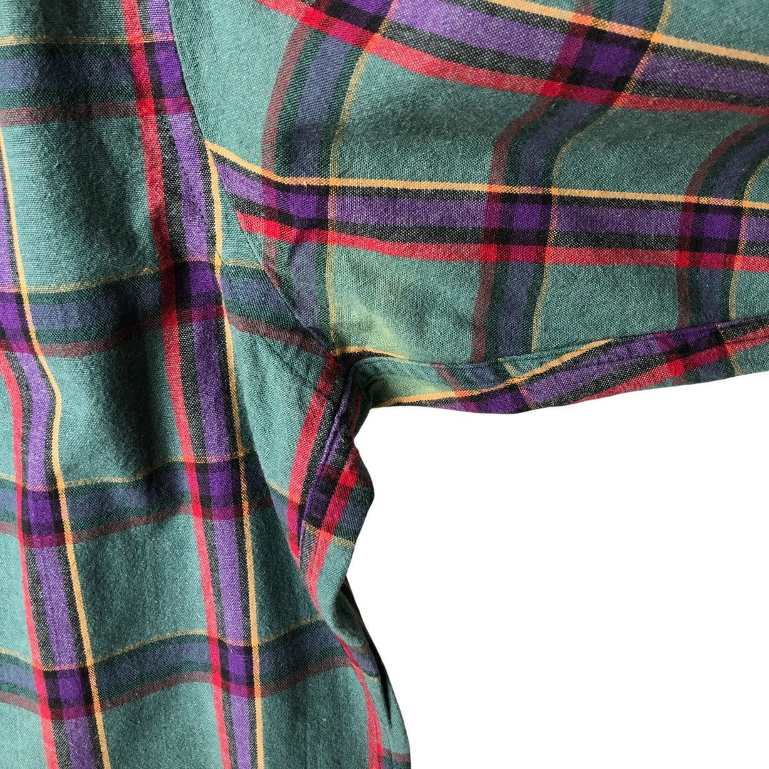 Vintage LLBean long-sleeved button-down check shirt from the 1980'S to 1990s, made in the USA, men's size XL cotton green type Vintage Second Hand
