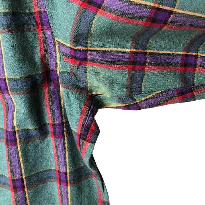 Vintage LLBean long-sleeved button-down check shirt from the 1980'S to 1990s, made in the USA, men's size XL cotton green type Vintage Second Hand