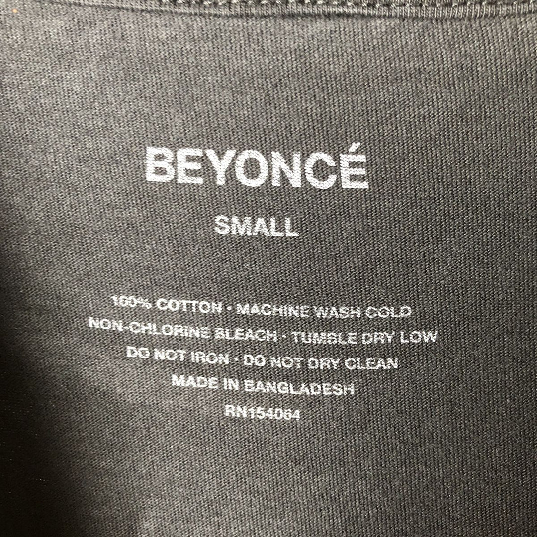 Beyonce Long Sleeve T-Shirt, Band Tee, Rap Tee, Men's Size Small cotton black type Vintage Second Hand