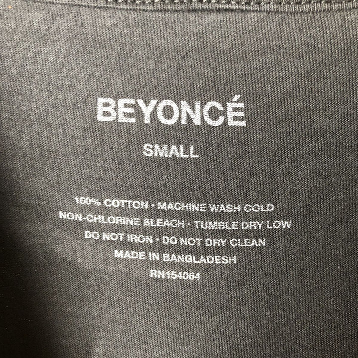 Beyonce Long Sleeve T-Shirt, Band Tee, Rap Tee, Men's Size Small cotton black type Vintage Second Hand