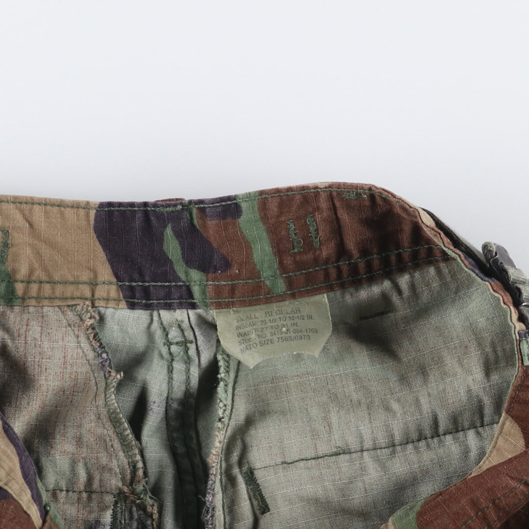 Authentic 2000'S US military woodland camo ripstop military cargo and combat pants, made in the USA, men's size W30. Nylon Khaki type Vintage Second Hand