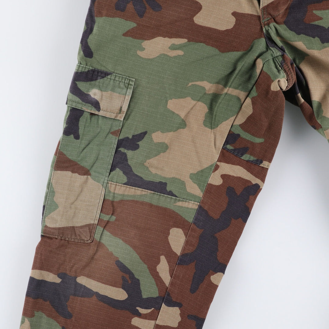 Authentic 2000'S US military woodland camo ripstop military cargo and combat pants, made in the USA, men's size W30. Nylon Khaki type Vintage Second Hand
