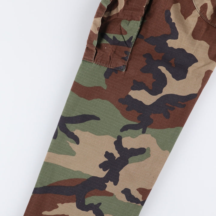 Authentic 2000'S US military woodland camo ripstop military cargo and combat pants, made in the USA, men's size W30. Nylon Khaki type Vintage Second Hand