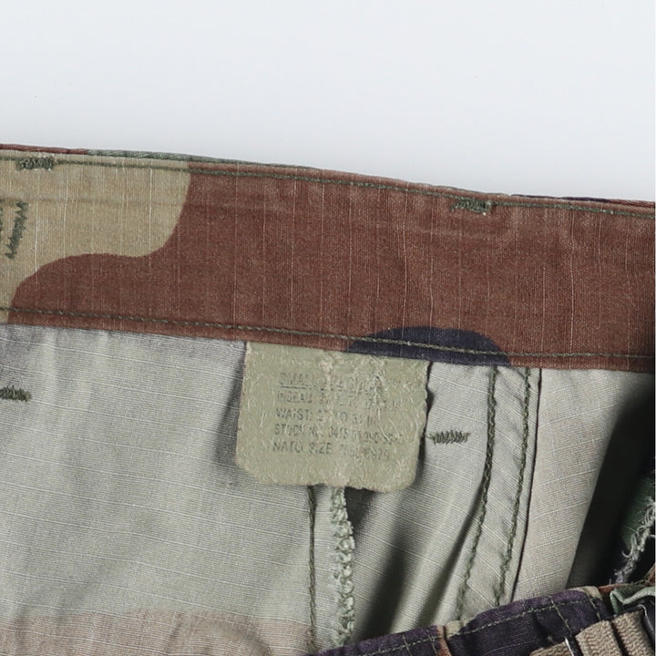 Authentic 2000'S US military camouflage woodland camo ripstop military cargo and combat pants, made in the USA, men's size small cotton Khaki type Vintage Second Hand