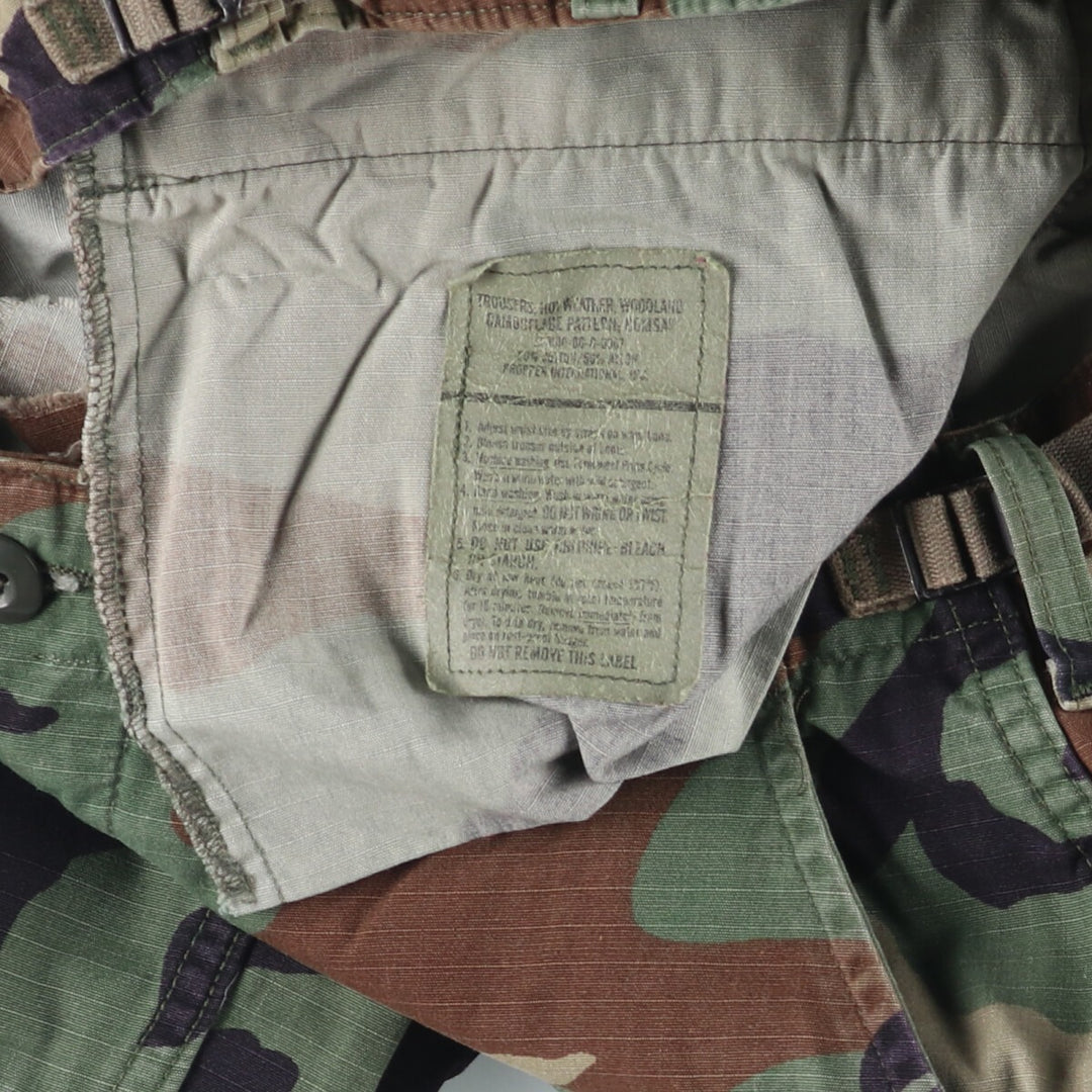 Authentic 2000'S US military camouflage woodland camo ripstop military cargo and combat pants, made in the USA, men's size small cotton Khaki type Vintage Second Hand