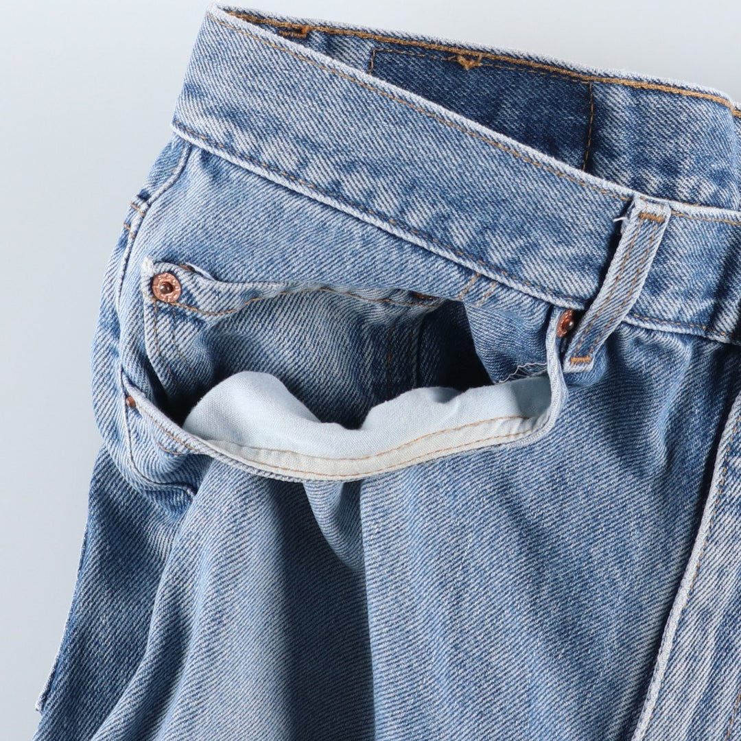 2000'S Levi's 550 Relaxed Fit Tapered Denim Pants, Made in USA, Men's Size 34 (approx.) cotton Blue type light blue Vintage Second Hand
