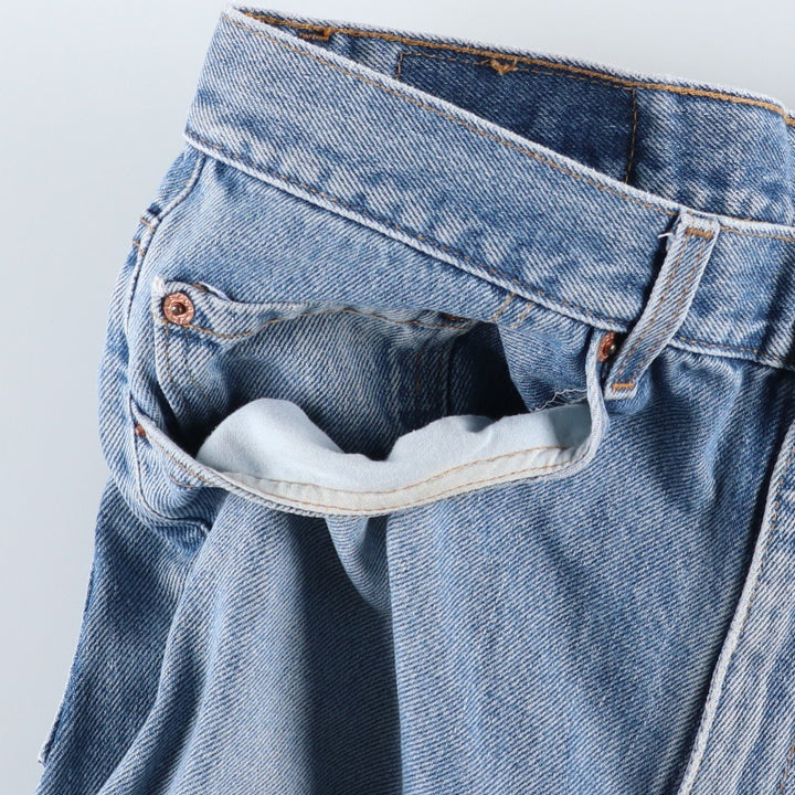 2000'S Levi's 550 Relaxed Fit Tapered Denim Pants, Made in USA, Men's Size 34 (approx.) cotton Blue type light blue Vintage Second Hand