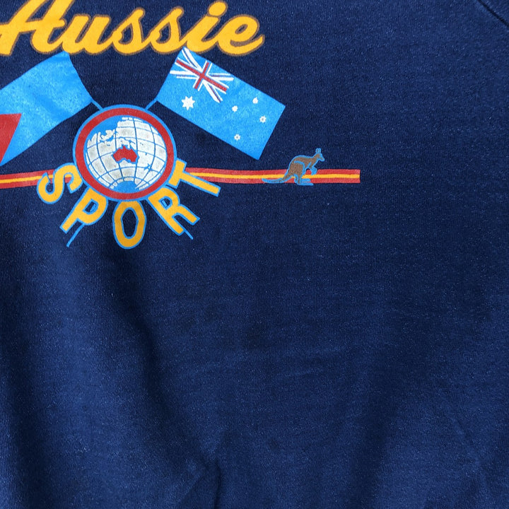 Printed sweatshirt, Made in USA, Men's size M cotton blue type Vintage Second Hand