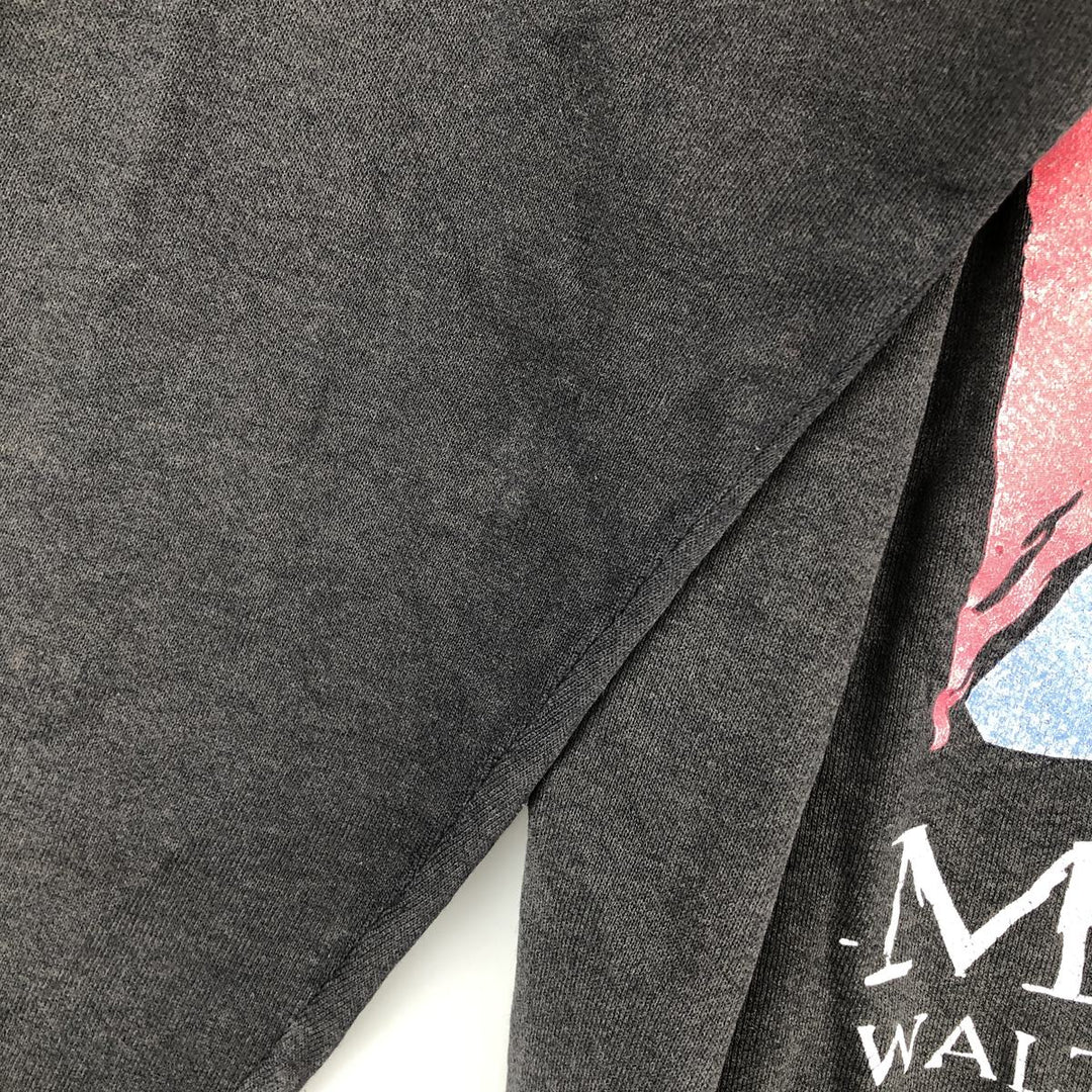 Vintage 90'S Disney Mickey Mouse character sweatshirt, made in the USA, size M, men's polyester black type Vintage Second Hand