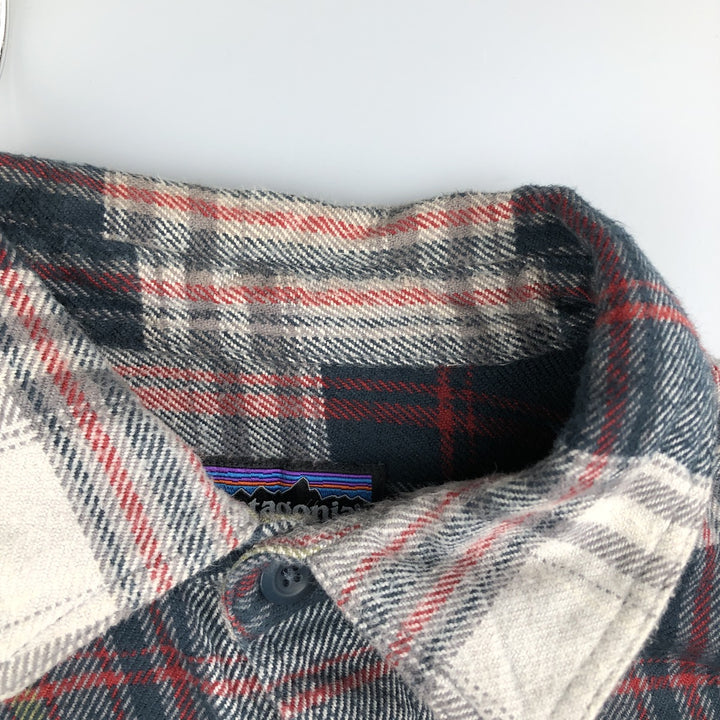 Patagonia 53947FA12 Long Sleeve Flannel Check Box Shirt, Men's Size Small Organic cotton navy blue type Vintage Second Hand