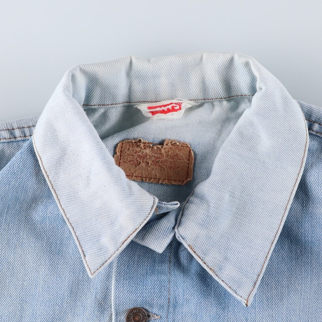 Vintage Levi's Euro Model Denim Jacket, Made in France, Men's Size Medium cotton blue type Vintage Second Hand