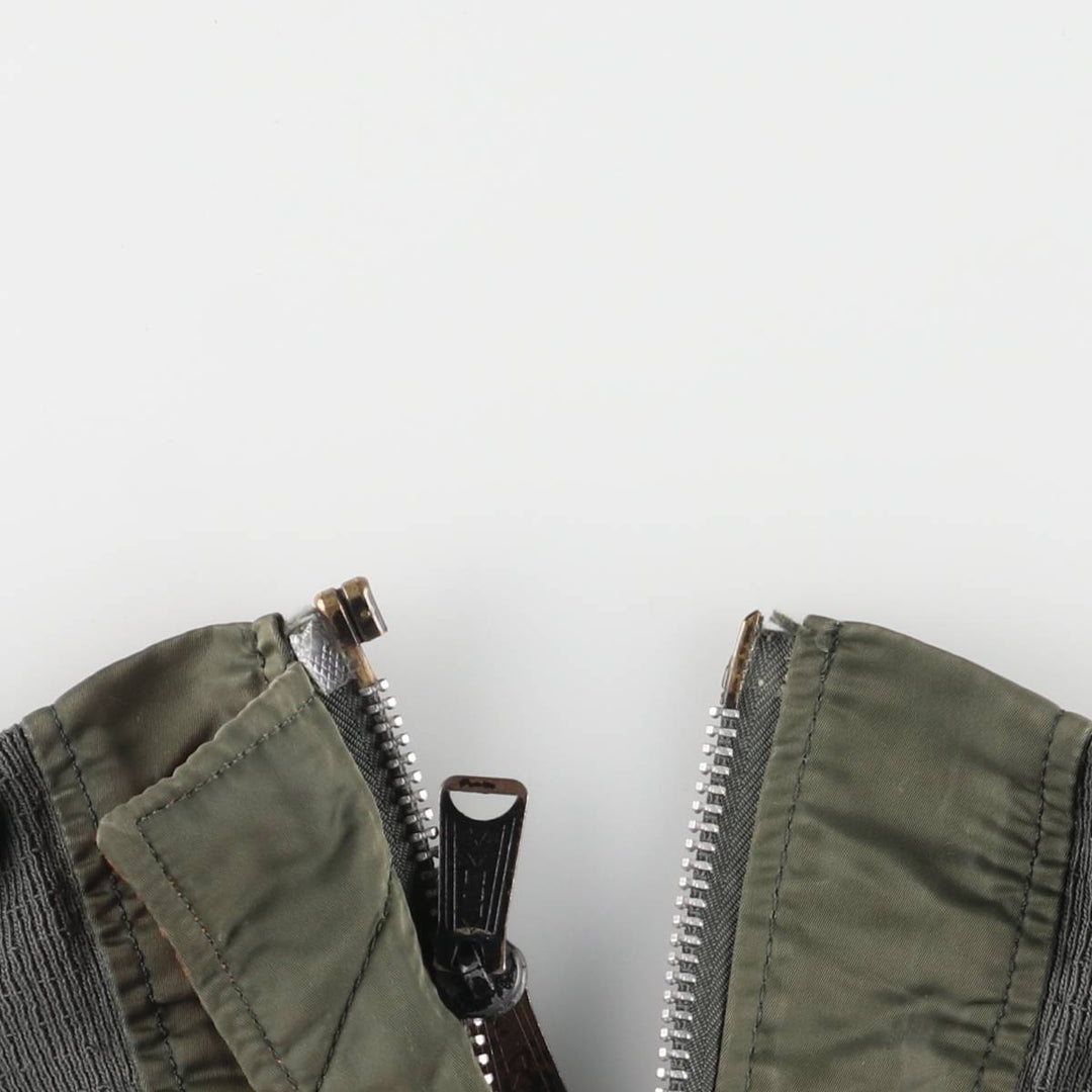 90'S civilian Alpha MA-1 style padded military flight jacket, made in the USA, men's size XL, vintage Nylon Khaki type Vintage Second Hand