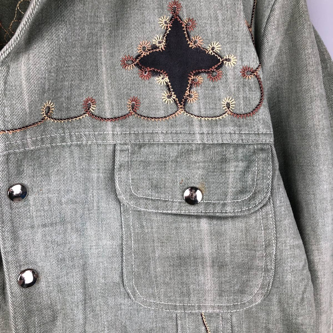 Denim shirt jacket, western jacket, made in Canada, women's size L cotton Khaki type sage green Vintage Second Hand