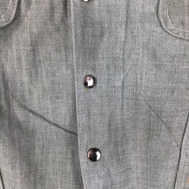 Denim shirt jacket, western jacket, made in Canada, women's size L cotton Khaki type sage green Vintage Second Hand