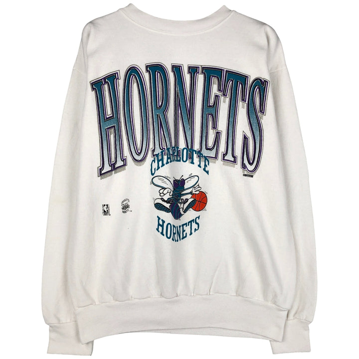 Vintage 90'S COMRETITOR NBA Charlotte Hornets Print Sweatshirt, Made in USA, Men's Size L cotton white type Vintage Second Hand
