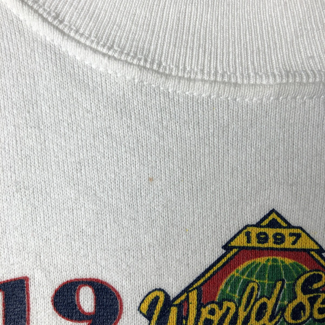 1997 Fruit of the Loom World Series MLB Cleveland Indians Print Sweatshirt from the 1990s cotton white type Vintage Second Hand