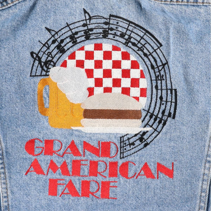 Vintage Lee denim jacket from the 1980'S to 1990s, made in the USA, size L, men's. cotton blue type Vintage Second Hand