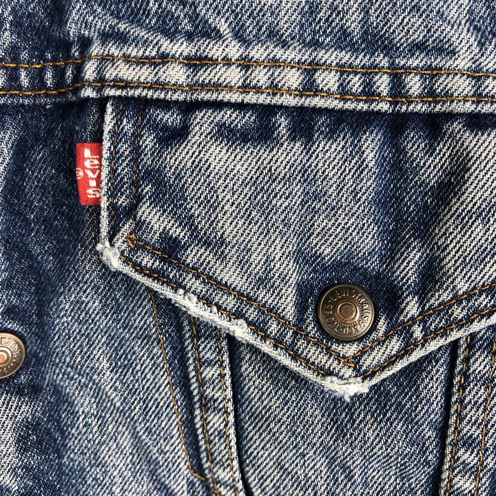 Vintage 1980'S Levi's denim jacket, made in the USA, size M, men's unclear blue type Vintage Second Hand