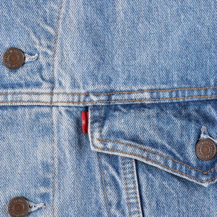 Levi's denim jacket, made in Canada, men's size XL cotton blue type Vintage Second Hand