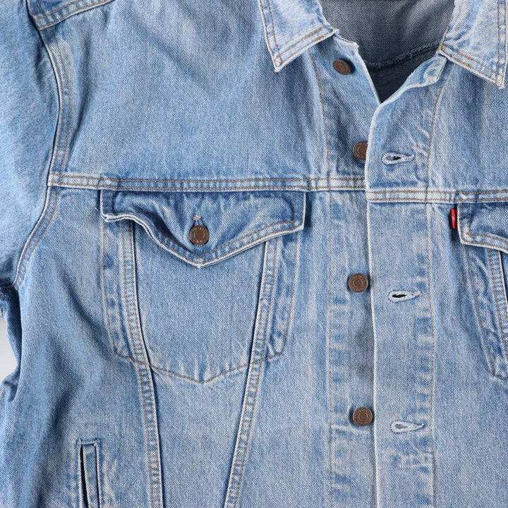 Levi's denim jacket, made in Canada, men's size XL cotton blue type Vintage Second Hand