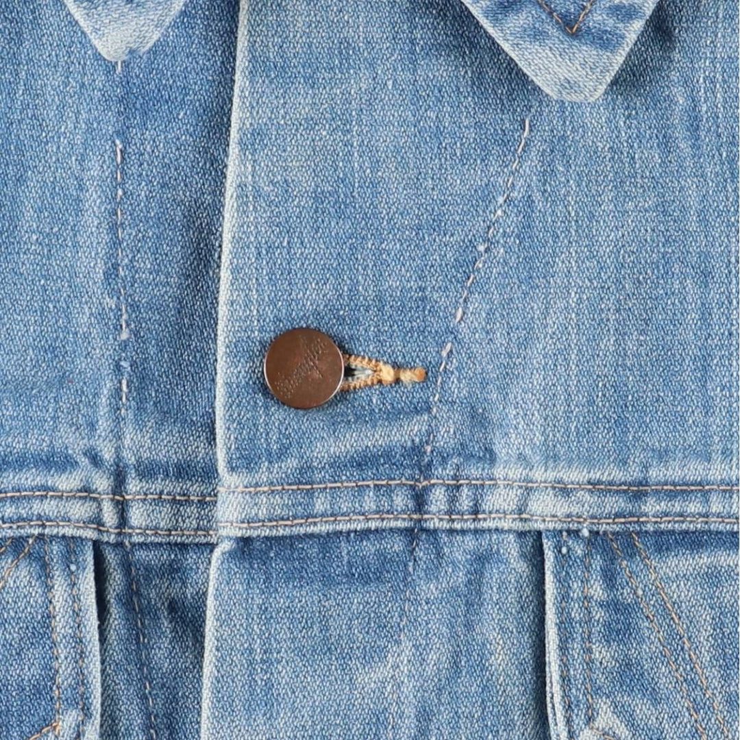 Vintage 1970'S Wrangler denim jacket with black tag, made in the USA, size M, men's size. unclear blue type Vintage Second Hand