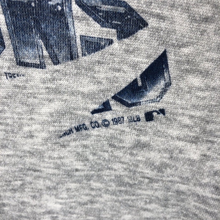 Vintage 1980'S BASSETT-WALKER Minnesota Twins print sweatshirt, men's size XL unclear gray type Vintage Second Hand