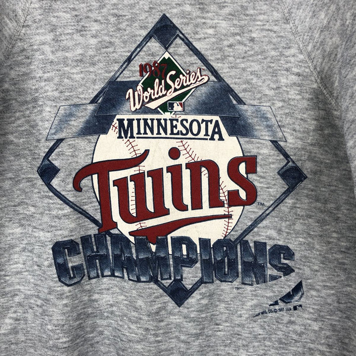 Vintage 1980'S BASSETT-WALKER Minnesota Twins print sweatshirt, men's size XL unclear gray type Vintage Second Hand