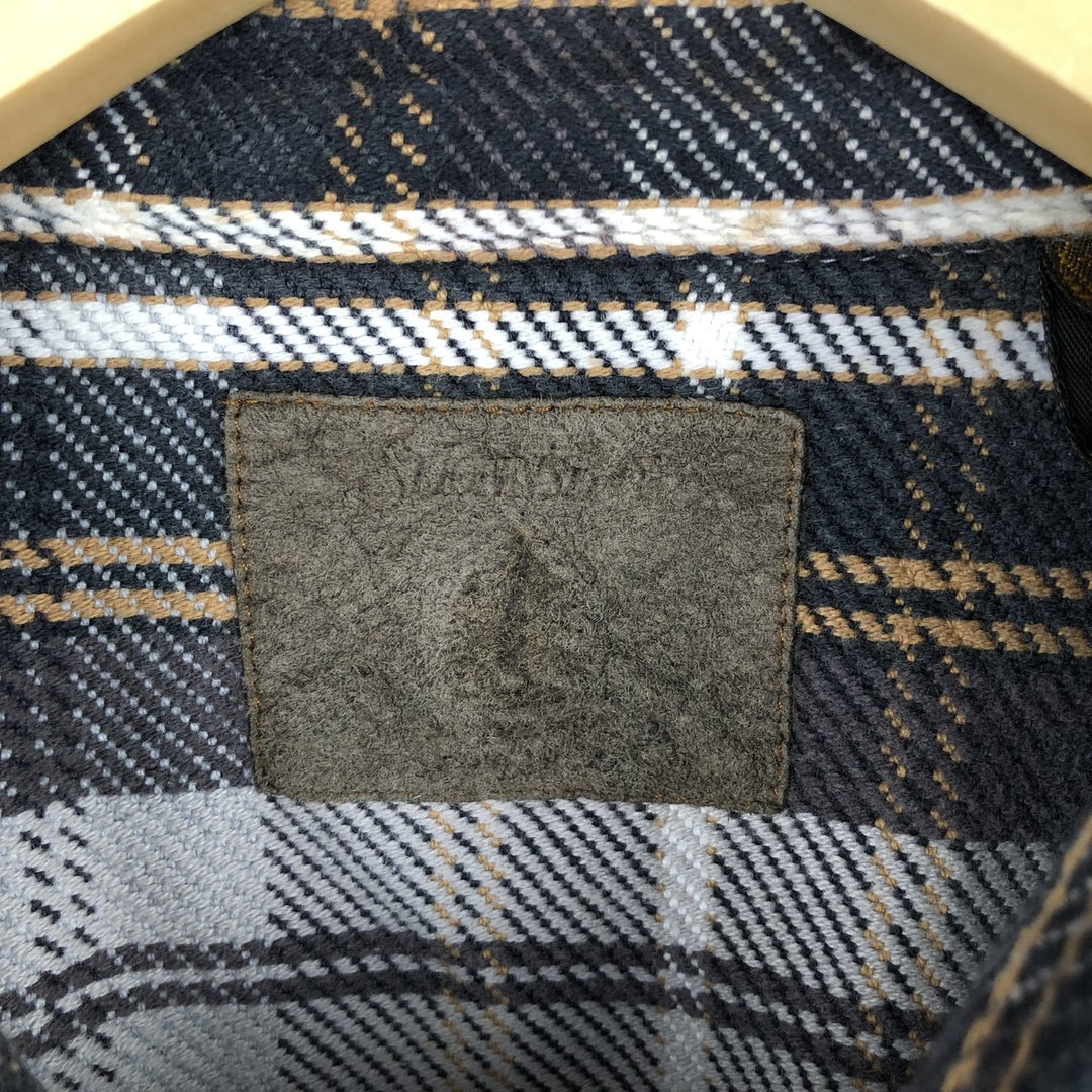 90'S St. John's Bay Check Pattern Long Sleeve Button-Down Heavy Flannel Shirt, Men's Size XL cotton gray type Vintage Second Hand