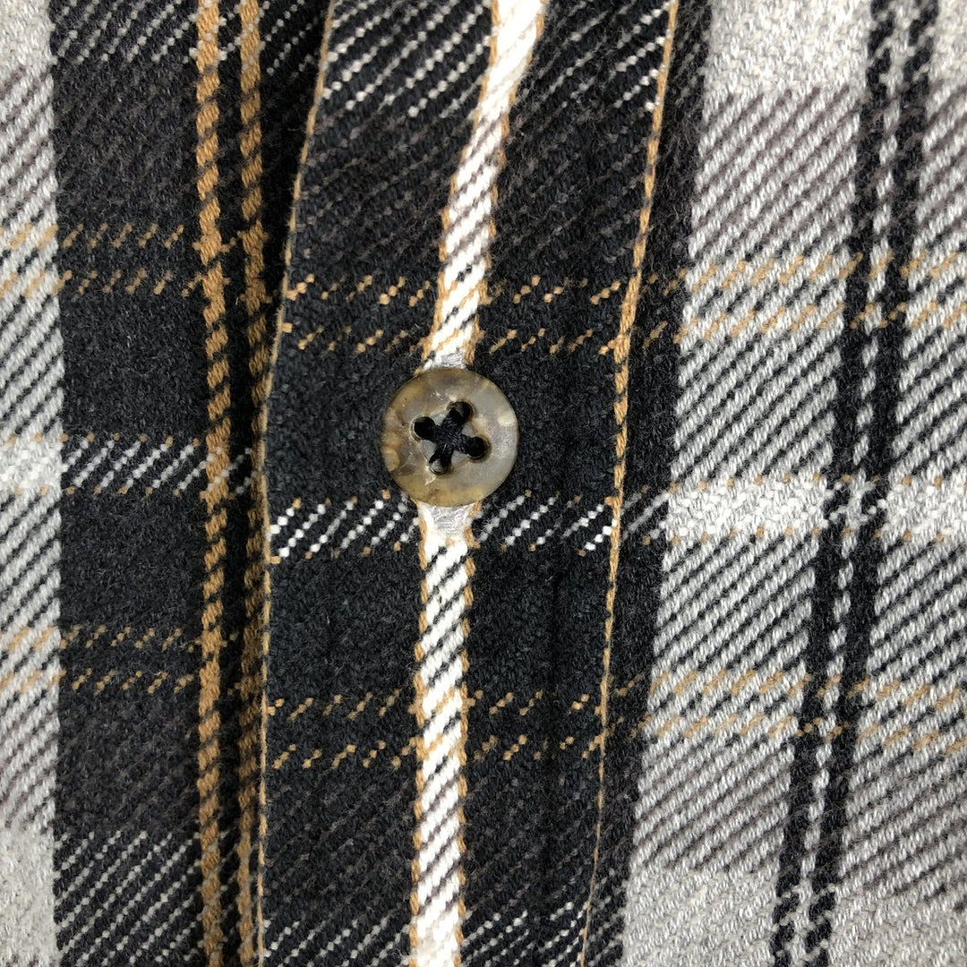90'S St. John's Bay Check Pattern Long Sleeve Button-Down Heavy Flannel Shirt, Men's Size XL cotton gray type Vintage Second Hand