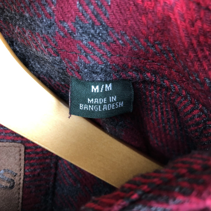 Orvis Wide Collar Long Sleeve Heavy Flannel Shirt, Men's Size Medium cotton red type Vintage Second Hand