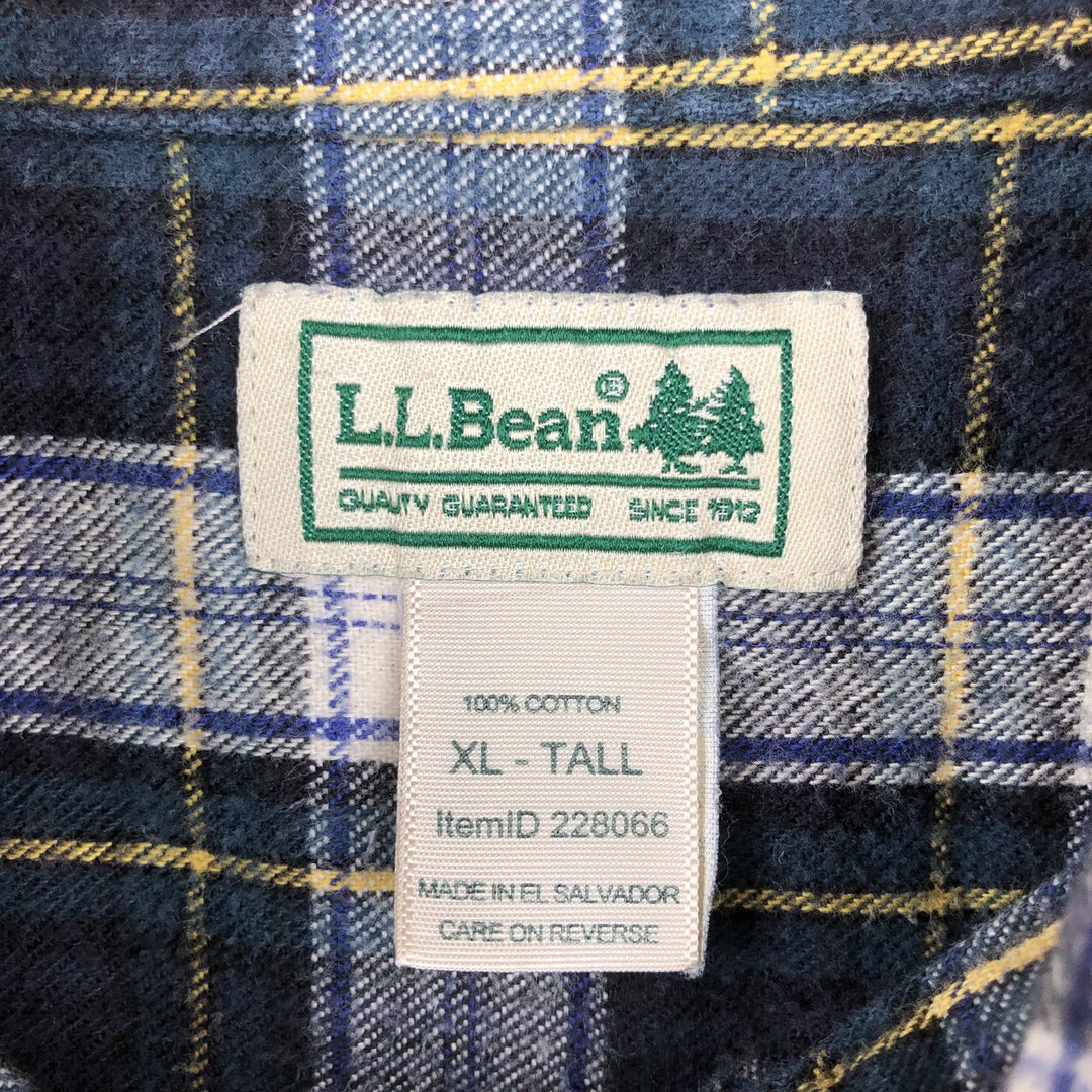 LLBean Long Sleeve Button Down Flannel Check Shirt Men's XL cotton navy blue type Vintage Second Hand