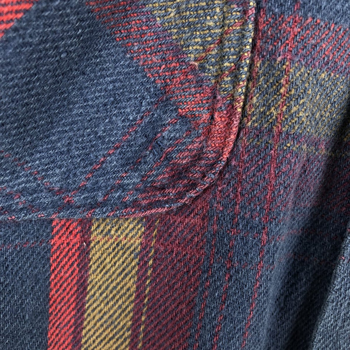 St. John's Bay Long Sleeve Flannel Check Shirt, Made in USA, Men's XL cotton navy blue type Vintage Second Hand