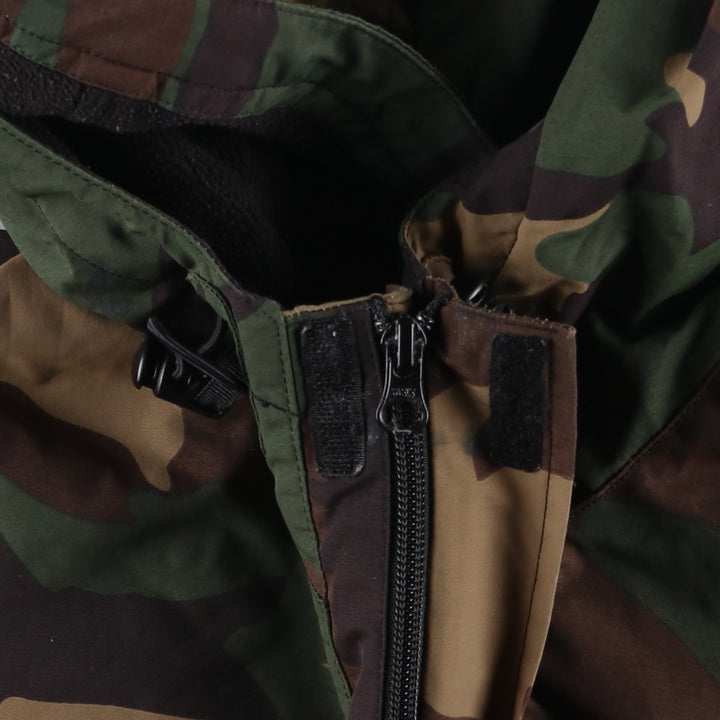 Carhartt NIMBUS PULLOVER Camouflage Pattern Woodland Camo Anorak Parka, Men's Size Medium Nylon Khaki type Vintage Second Hand