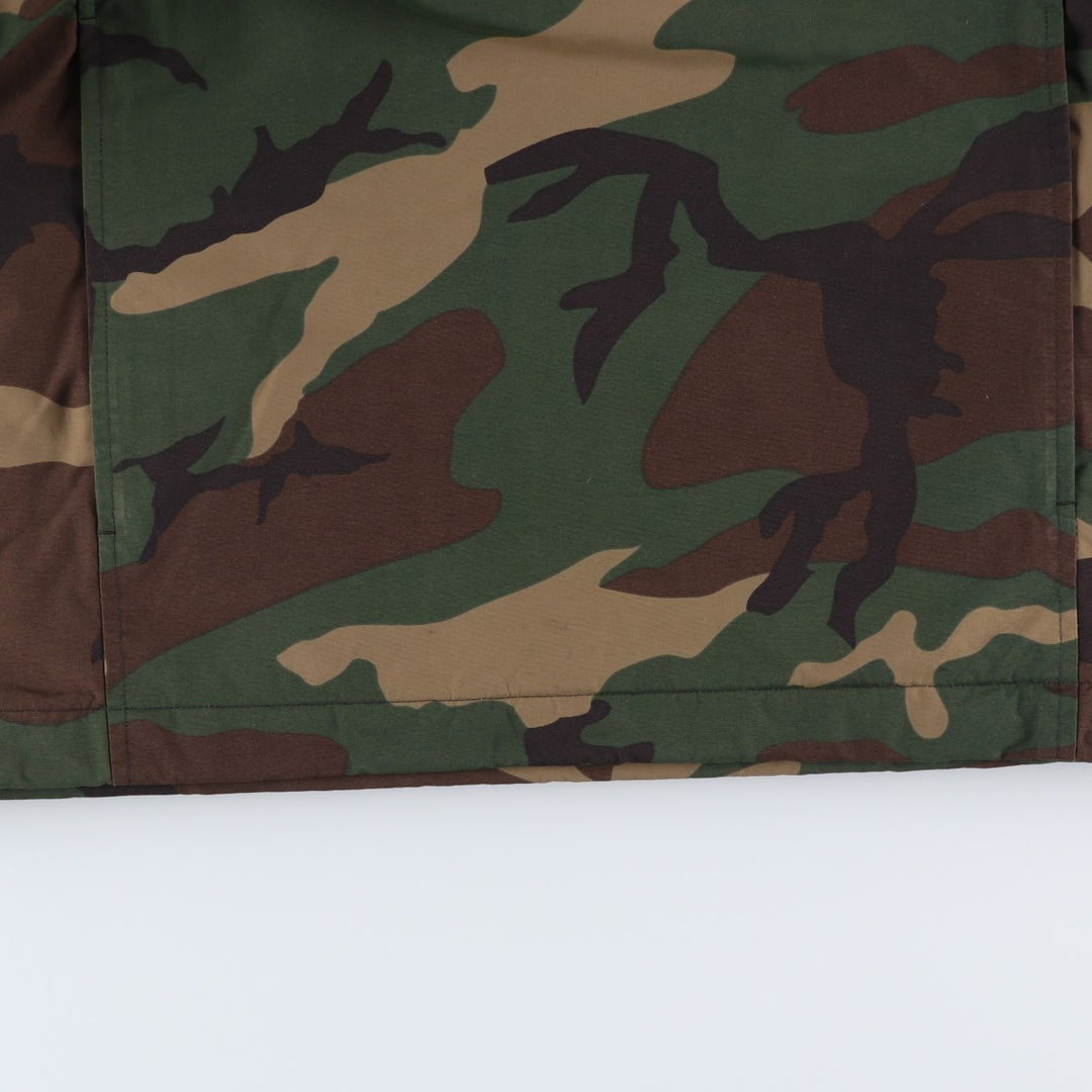 Carhartt NIMBUS PULLOVER Camouflage Pattern Woodland Camo Anorak Parka, Men's Size Medium Nylon Khaki type Vintage Second Hand