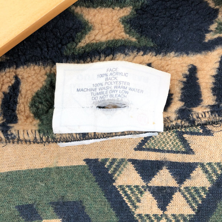 Vintage 90'S Black Mountain Native Pattern fleece jacket, made in the USA, size M. acrylic Green type dark green Vintage Second Hand