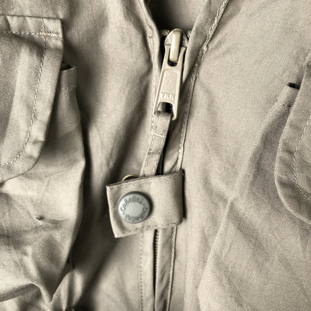 90s-00'S Vintage Cabela's Fishing Vest, Men's Size L polyester Khaki type sage green Vintage Second Hand