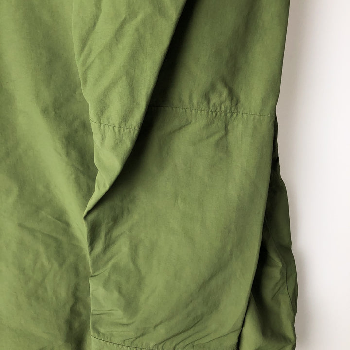 The North Face Nylon Parka, Men's Size L Nylon Khaki type Vintage Second Hand