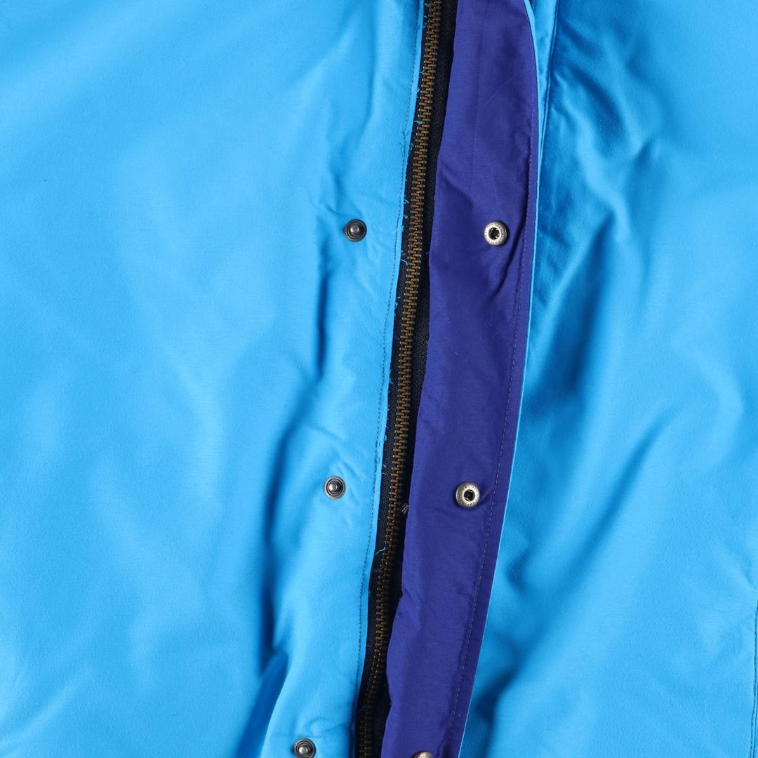 Vintage LLBean Men's Down Jacket (Size L, Made in USA) from the 1980'S to 1990s Nylon Blue type light blue Vintage Second Hand