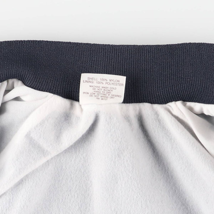 Vintage 90'S AUBURN nylon jacket with back logo, made in the USA, size L. Nylon navy blue type Vintage Second Hand