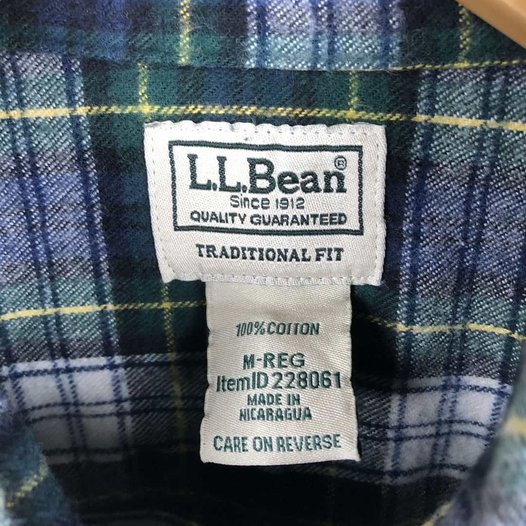 Vintage LL Bean tartan check long-sleeve button-down flannel shirt from the 90'S to 00s, size M. cotton green type Vintage Second Hand