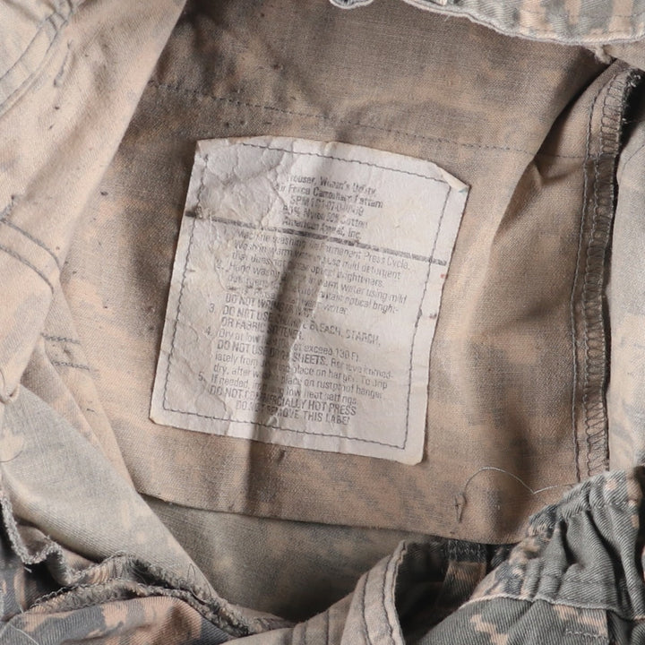 Authentic US military USAF camouflage pattern military cargo pants, made in the USA, women's size L (w28) Nylon Khaki type Vintage Second Hand